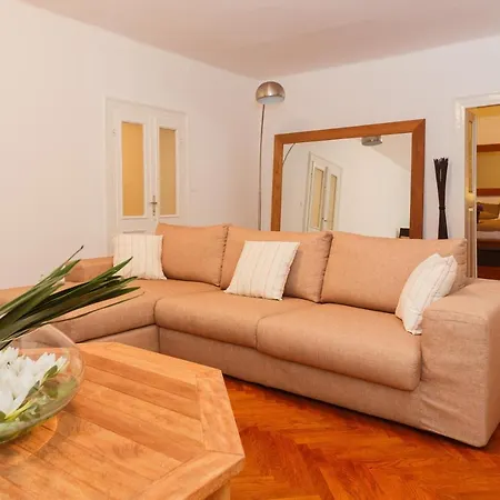 Piazza Dei Signori Penthouse * Split