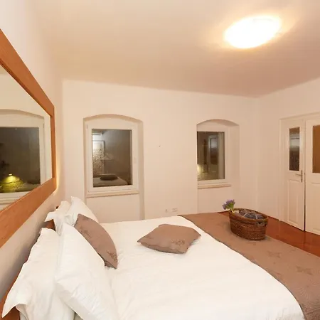 Apartment Piazza Dei Signori Penthouse *
