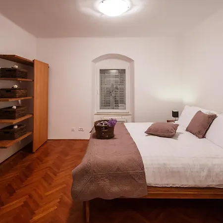 Piazza Dei Signori Penthouse * Split
