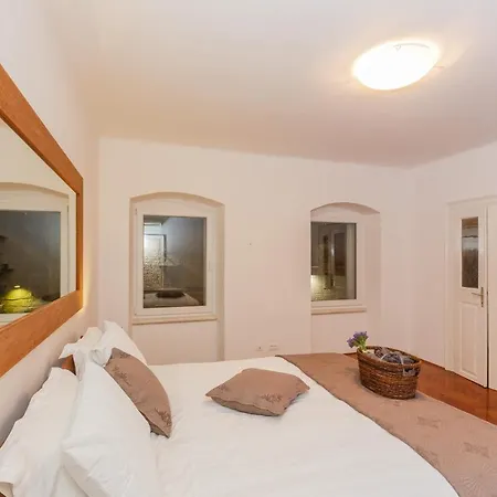 Piazza Dei Signori Penthouse * Split