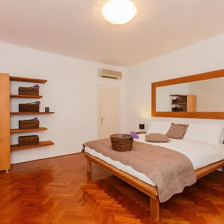 Apartment Piazza Dei Signori Penthouse