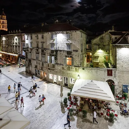 Piazza Dei Signori Penthouse